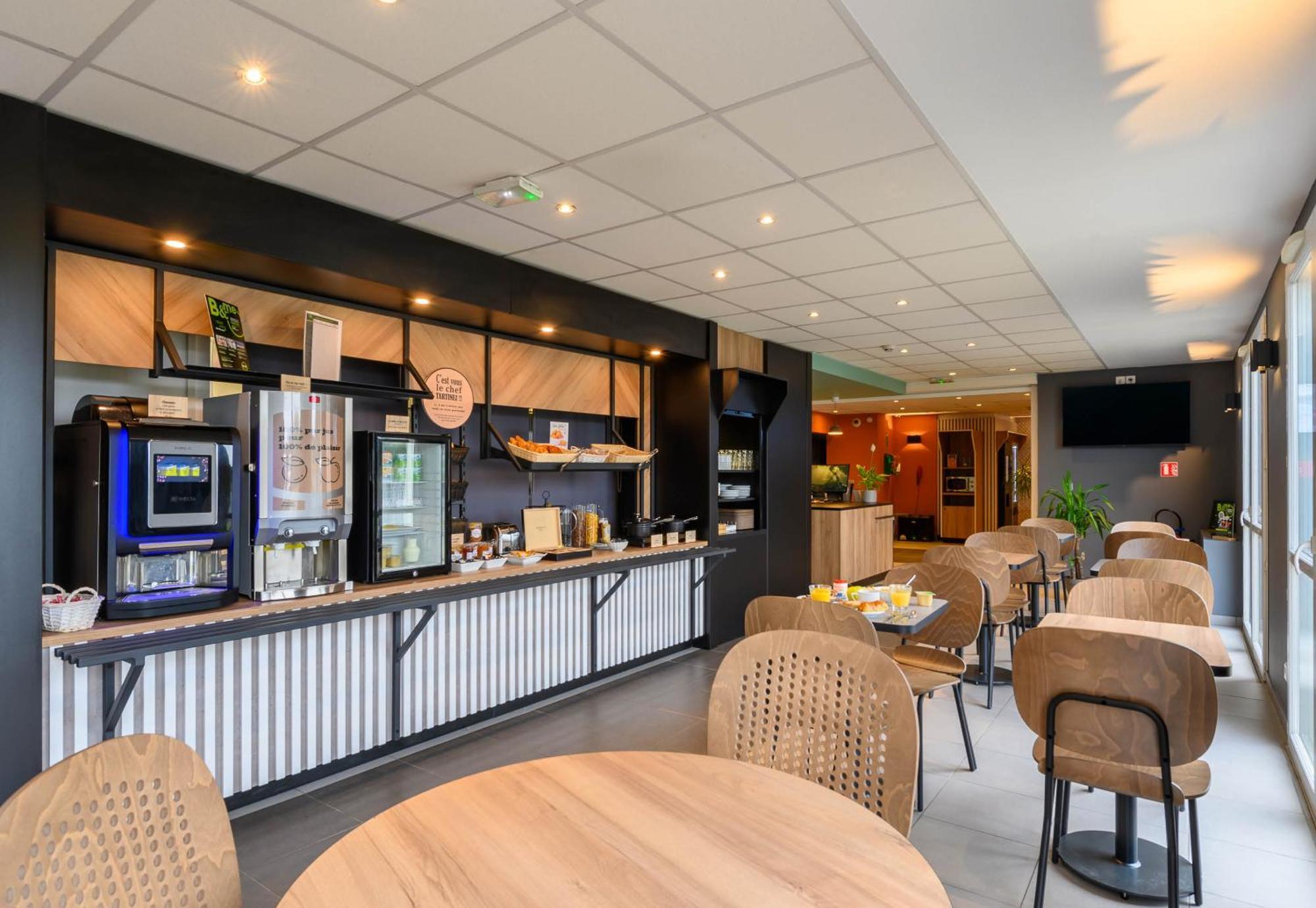 B&B Hotel Compiegne Thourotte Exteriör bild