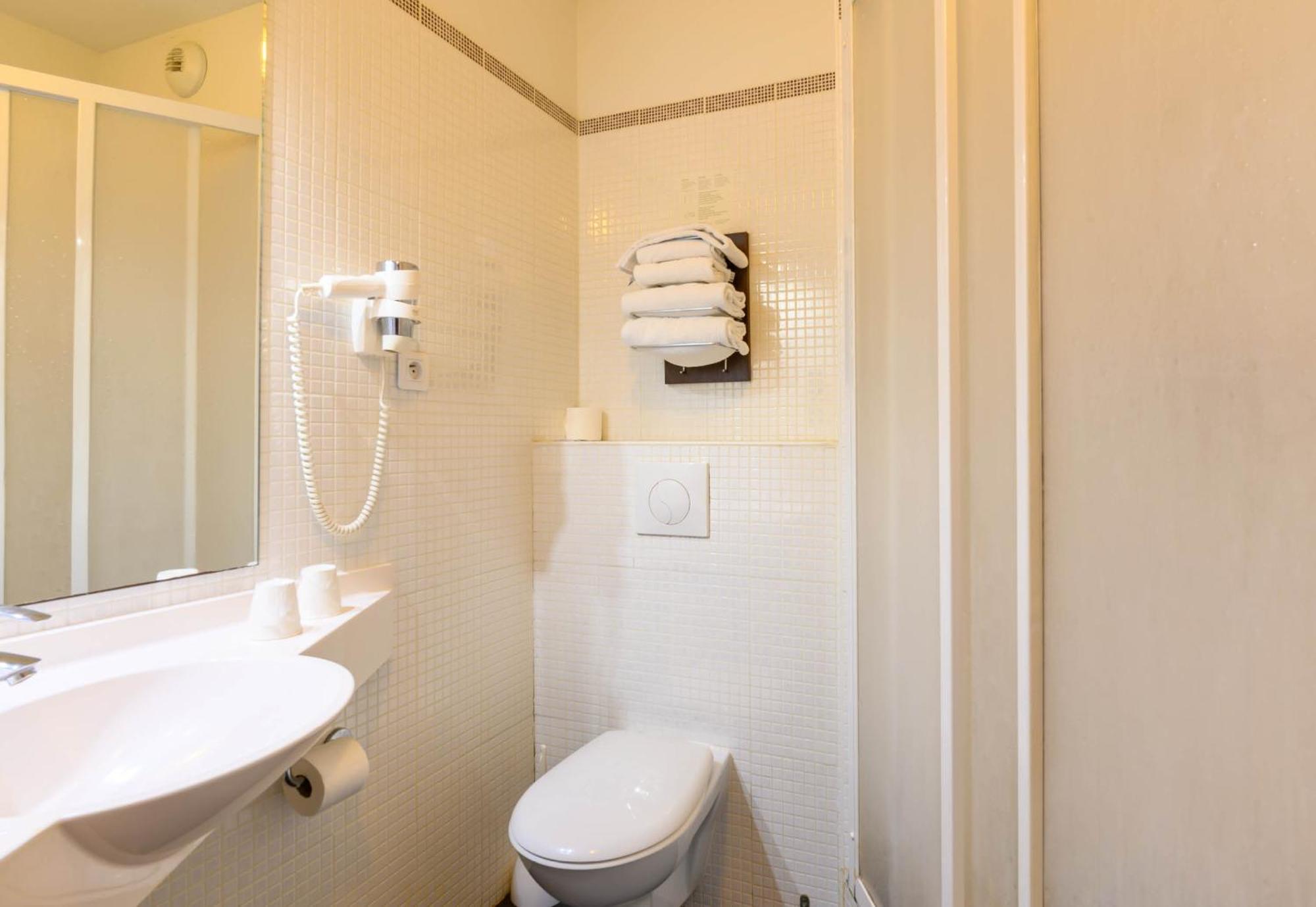 B&B Hotel Compiegne Thourotte Exteriör bild